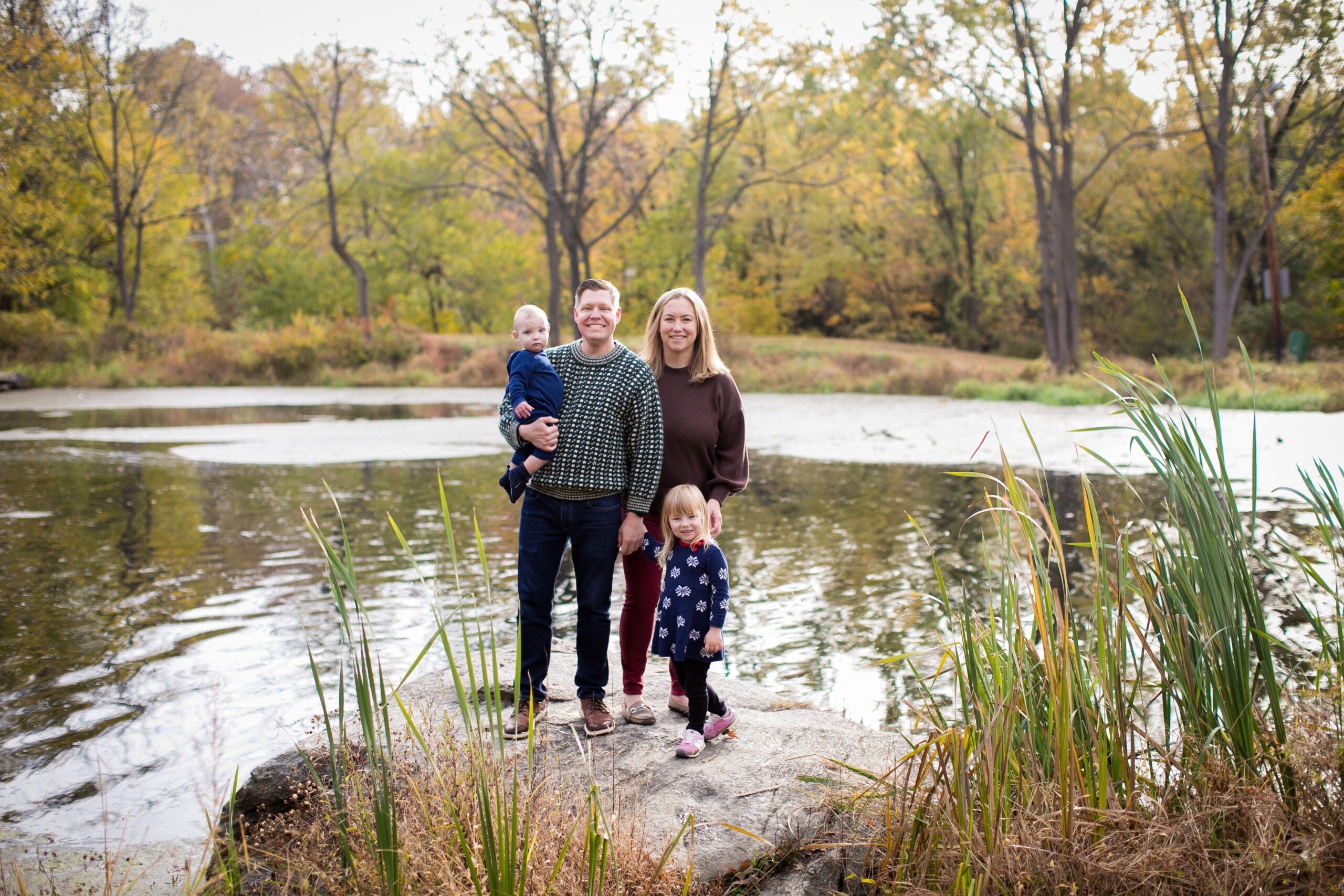 cylburn arborteum family photography with dog